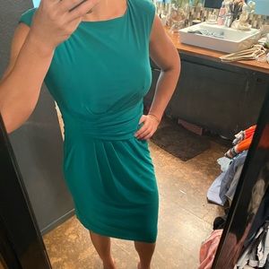 Emerald green 9-5